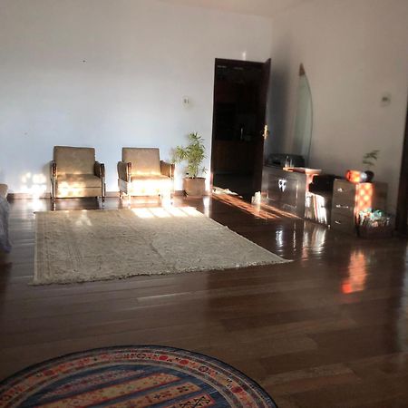 Хостел Casa Amarela Белу-Оризонті Екстер'єр фото